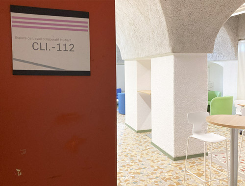 Photo de l'entrée du tiers-lieu du bâtiment Clio