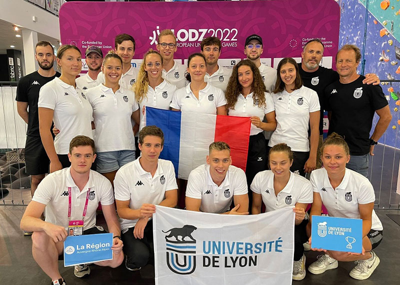 L’équipe de l’université de Lyon 2e du classement général natation avec 13 médailles